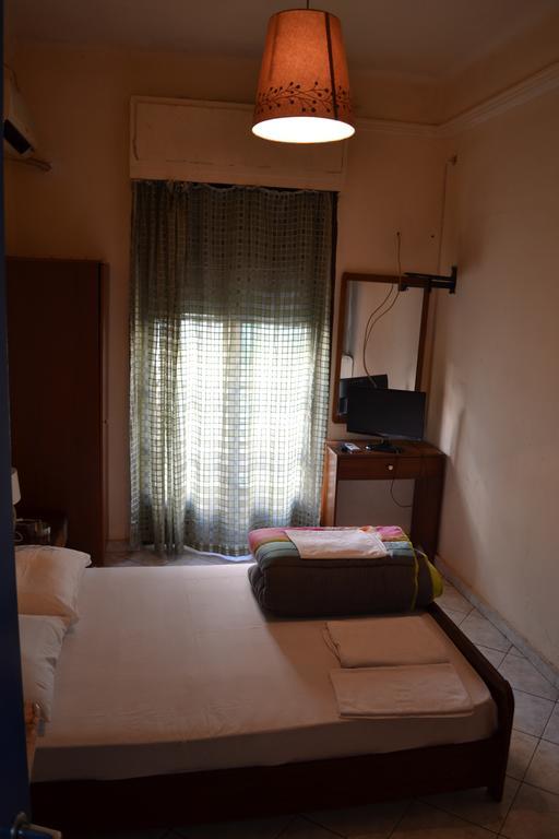 Argo Hotel Афины Экстерьер фото