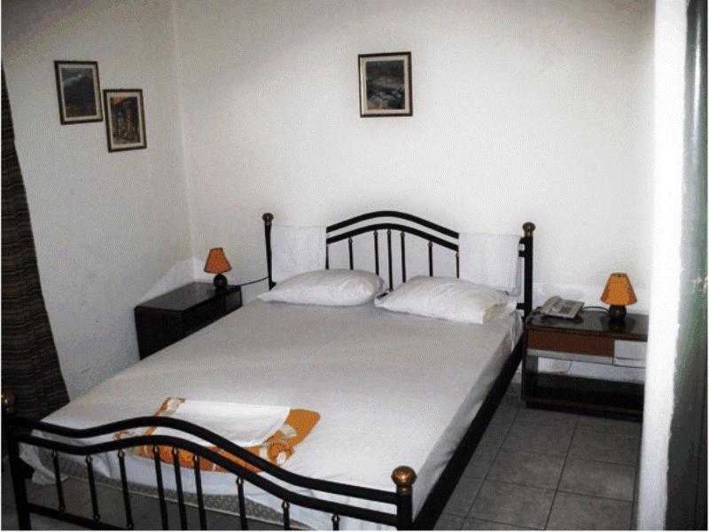 Argo Hotel Афины Экстерьер фото